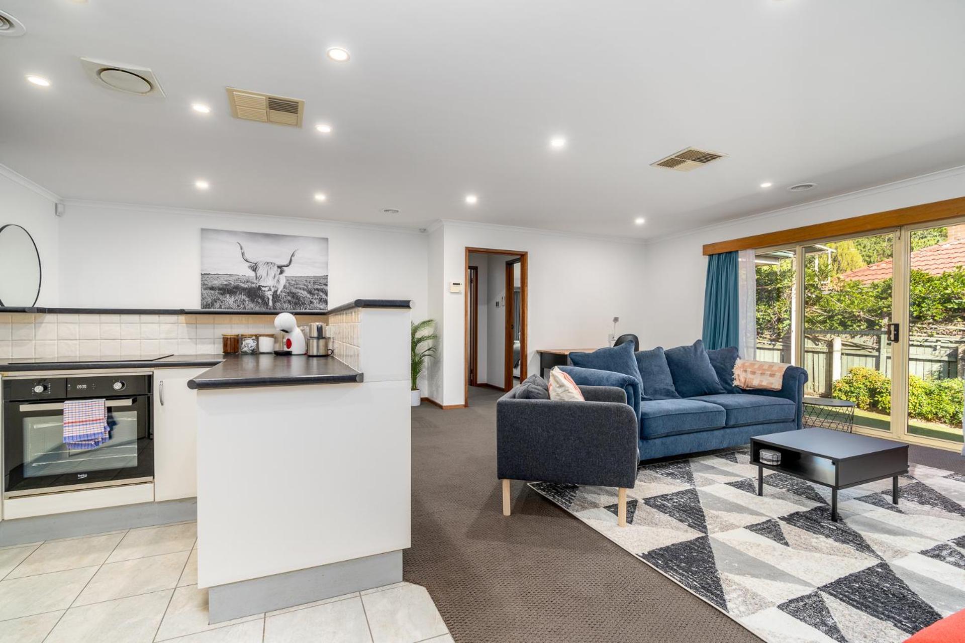 Spacious 2br In Tranquil Leafy Neighborhood * Canberra